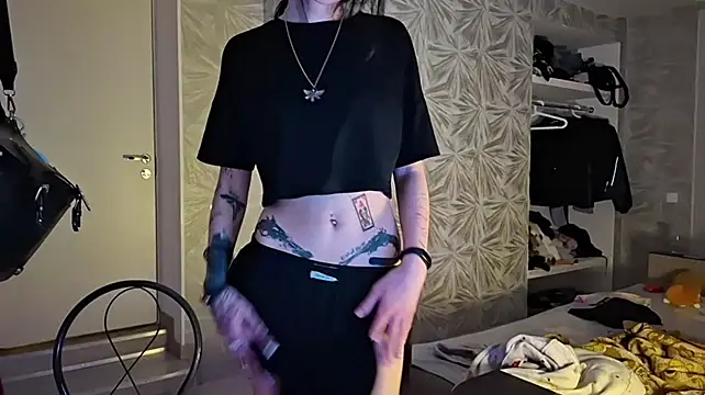 SixWinged7 Live XXX-Chat