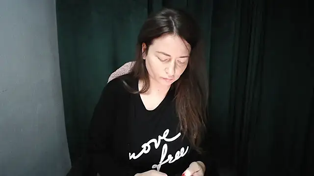 NoraMilf's Live XXX Chat