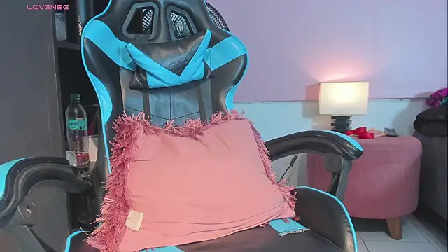 Chat +18 de _maria_foxx_ ao vivo