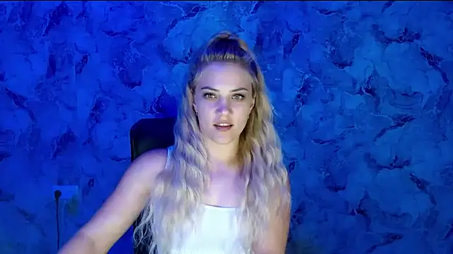 Chat +18 de nika_gold1 ao vivo