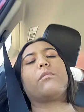 צ'אט XXX בשידור חי של bbwbelle