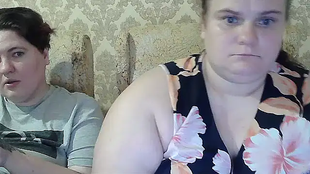 EmmaXKristall Live XXX-Chat