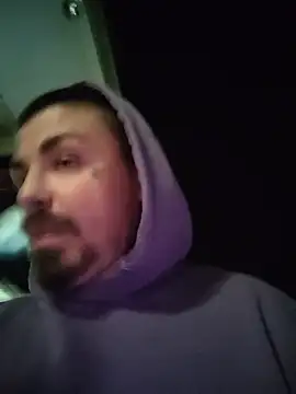 Chat +18 de Berti3128 ao vivo