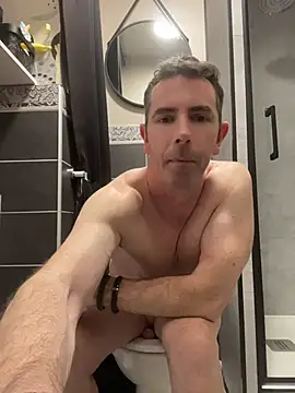 Exhibsexe Adlı Modelin Web Kamerası Şovu