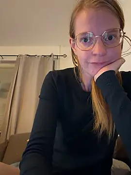 jannis1992 XXX чат на живо
