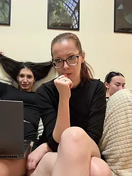 RussianGirls_ - GIRLS GO HOME REST + HOT VIDEO