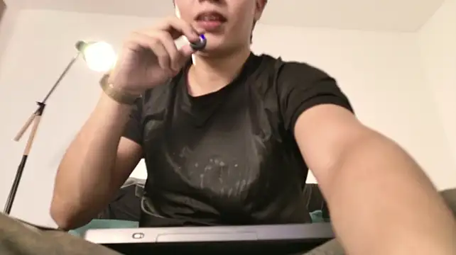 Edward_oa Live XXX Chat