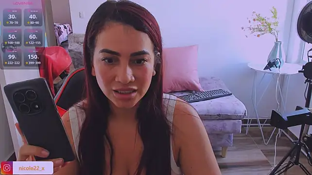 Nicole_x Live XXX Chat
