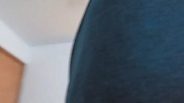 Opondestre00420's Live XXX Chat