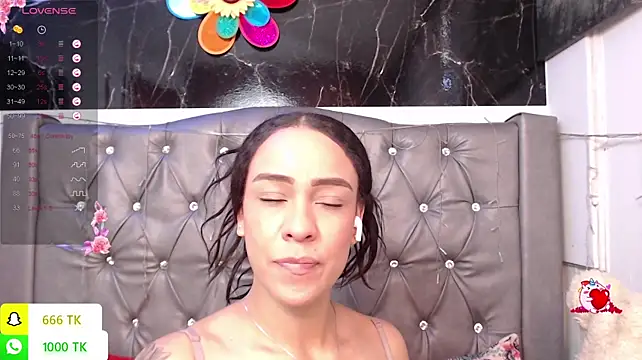 Chat XXX en directo de LAILAGUMMY