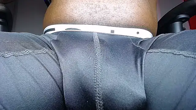 MAXJONES_2 Live XXX-Chat