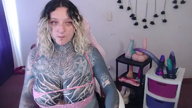 Chat +18 de SLOPPYTITSS ao vivo