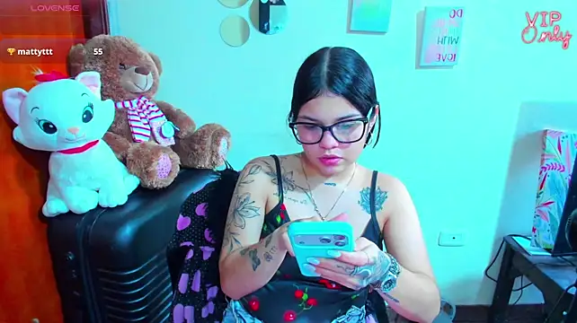angelina_77's Live XXX Chat