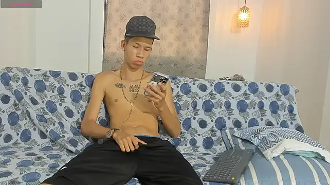 Rome_18 Live XXX-chat