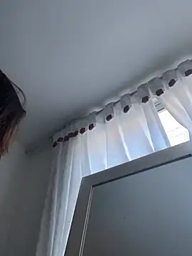 Karina_Leon - Flash tits
