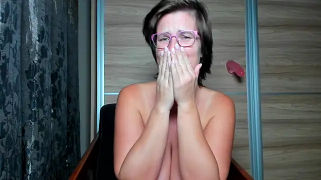 CurvyJules69 - Bring me to Squirt 💦