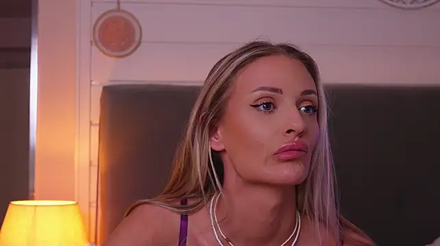 Chat +18 de AmeliaAngel ao vivo