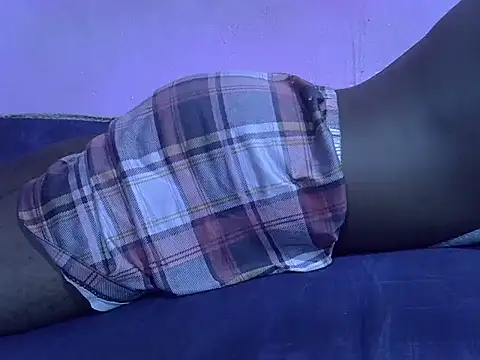 monster-bbc0 élő XXX-chatje