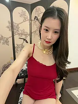 gigi_UwU_ Adlı Modelin Canlı XXX Sohbeti