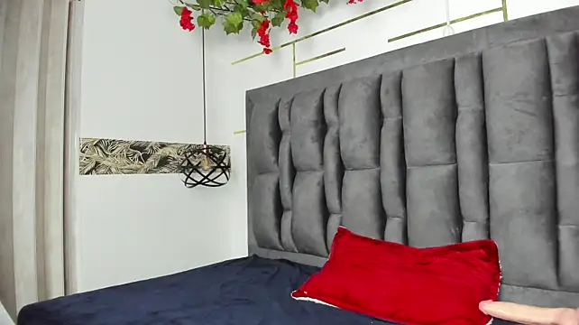 Sara_Naugty - FINGERS IN ASS+CONTROL LUSH X3