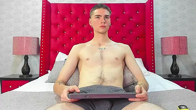 NickWild Live XXX-Chat