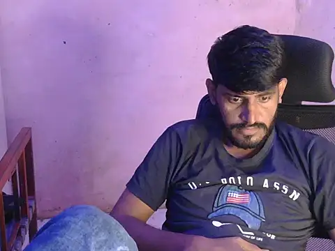 XXX chat uživo modela Yuvi_hot