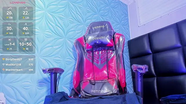 Онлайн чат XXX Milk_max_18