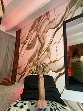 Lonely_shewolf - 😏🍓caressing the big tits
