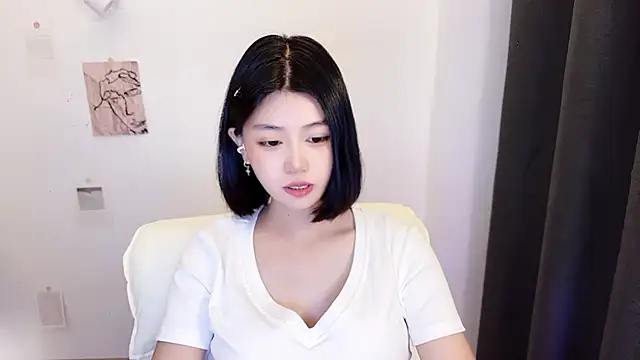 XXX chat uživo modela Kitteovo