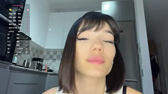 Barbie_Aria - water on my boobs