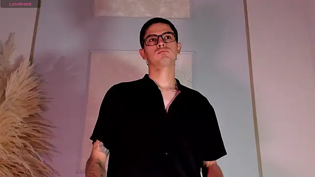 Chatroom XXX en direct de Ostin_Colt
