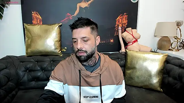 TommyDum live XXX chat