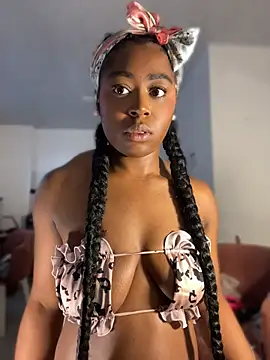 Cynthia_es - show tits
