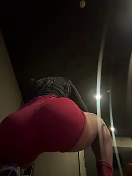 RoseOnYou - NAKED🥵ASS OPEN PLUG😈🙈 FUCK ME 😈💦💦