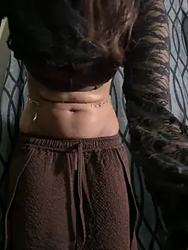 BabyNyraa - Pussy squirting 💦💦🍑