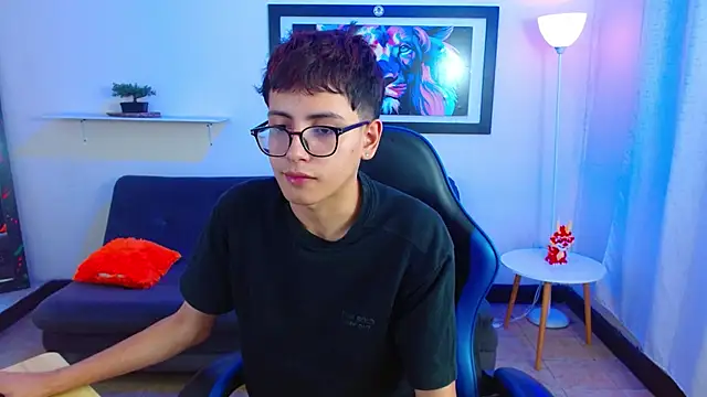 Czat XXX na żywo – alexcum_18