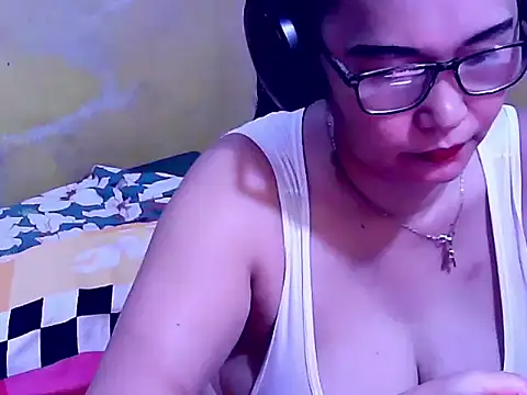 SweetMoonlight Chat XXX live