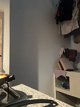 Hector_and_aleja - fingers in my pussy