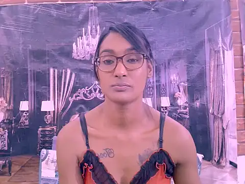 Czat XXX na żywo – IndianRebel4u2Luv