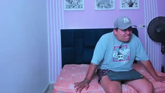 Valeria_Dominy - flash penis