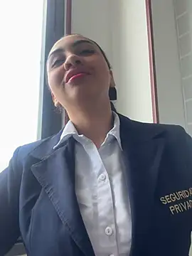 jade_chers Adlı Modelin Canlı XXX Sohbeti