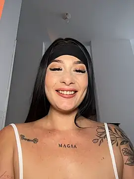 Libia_James - Rub my pussy with the Domi and my finger