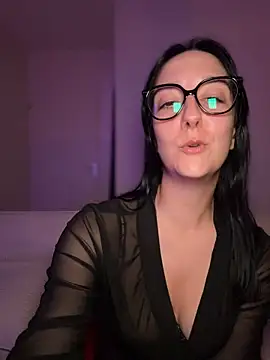 RealJuliette Adlı Modelin Canlı XXX Sohbeti
