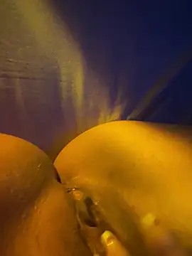 แชท XXX สดของ yourfavbrunett