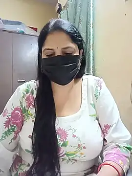 nupur_nyl's Webcam Show