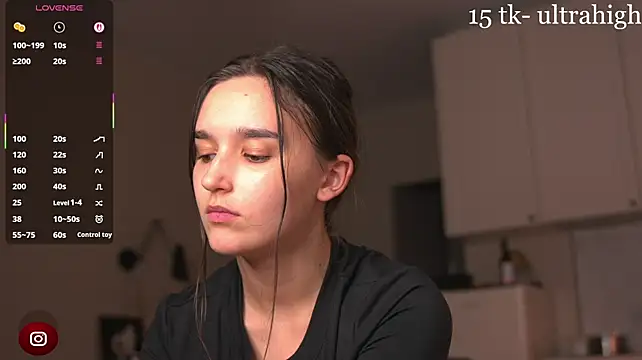 Mirarune Adlı Modelin Canlı XXX Sohbeti
