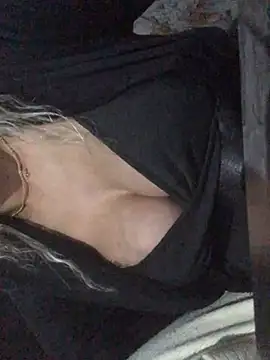 AlevNaz Adlı Modelin Canlı XXX Sohbeti
