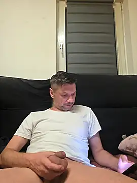 tomek84 Live XXX-Chat