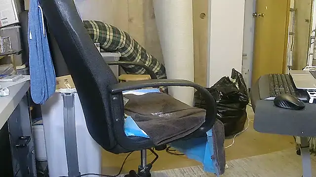 Czat XXX na żywo – juneguy67