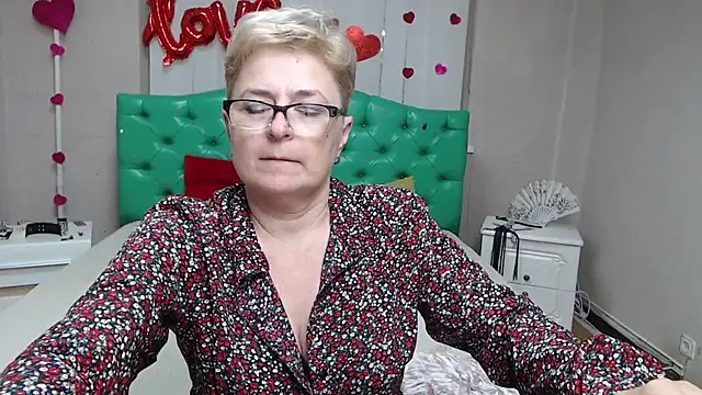 Chat XXX Live EmiliaGree